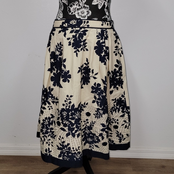 #261 Coldwater creek women's skirts size SP - Picture 3 of 8